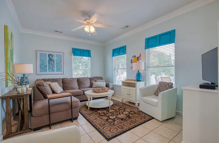 Large den area Hiking Adventures